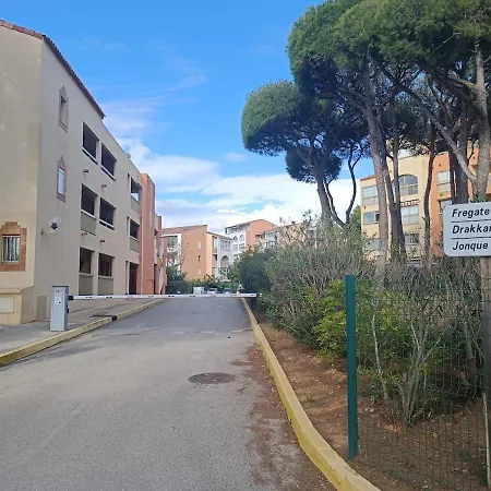 דירה Cosy , Vue , Parking Prive *